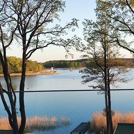 Loft Stranda 아파트 기지크코