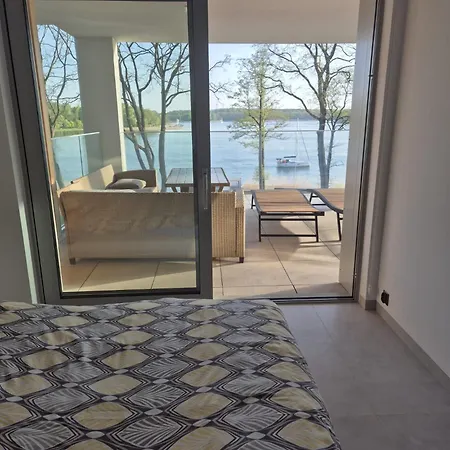 Loft Stranda 아파트